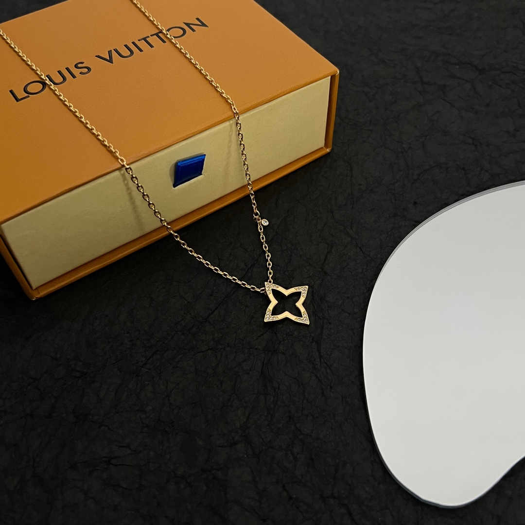 Louis Vuitton Necklaces